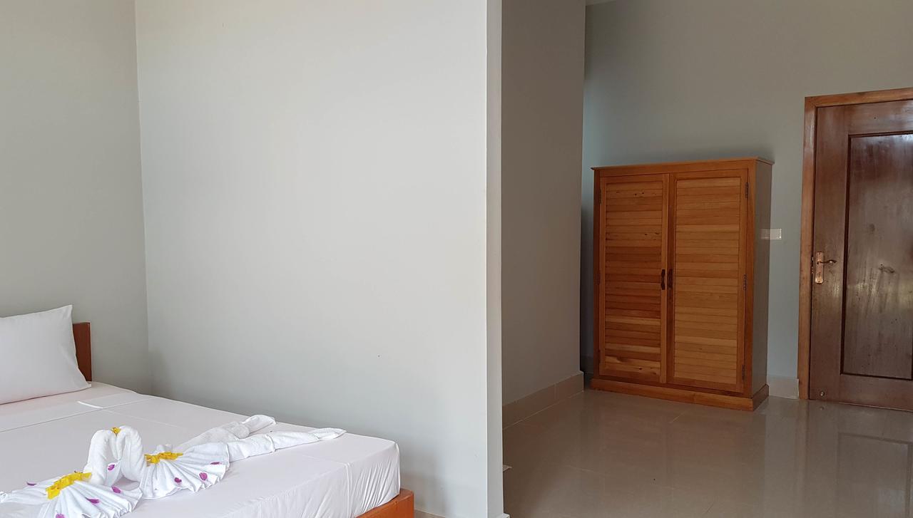 Two Moons Resort Kampot Ngoại thất bức ảnh